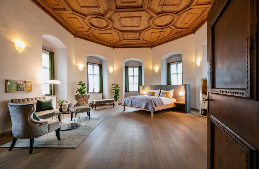 JUFA Hotel Schloss Röthelstein — 2