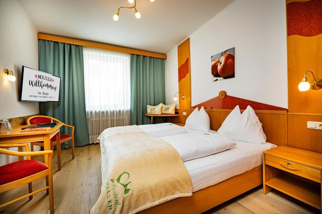 Der Thaller - Wirtshaus - Restaurant - Hotel — 2