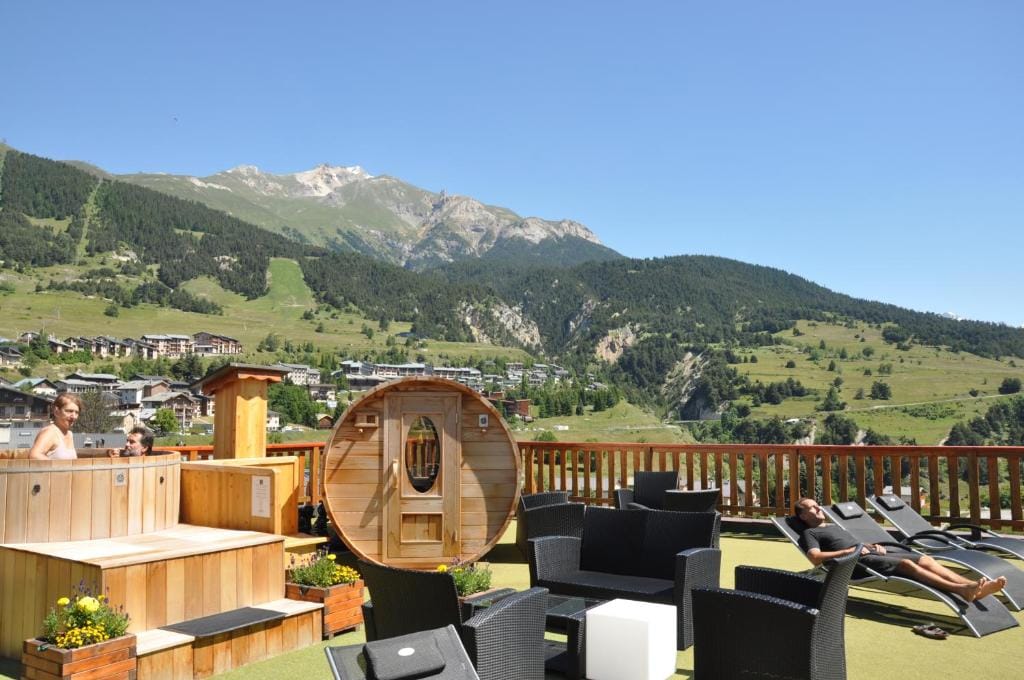 ALPINA LODGE VANOISE ex hotel du soleil — 5