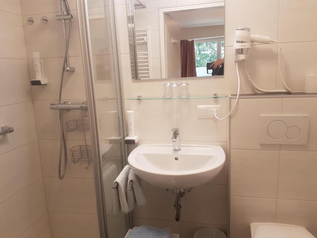 Comfort Rooms Bruckner — 2