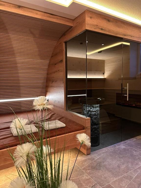 GRUBERS, Hotel Appartments Gastein — 3
