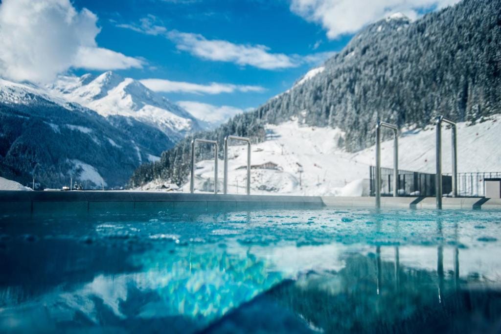 Thermenhotel Krone - inklusive Felsentherme — 5