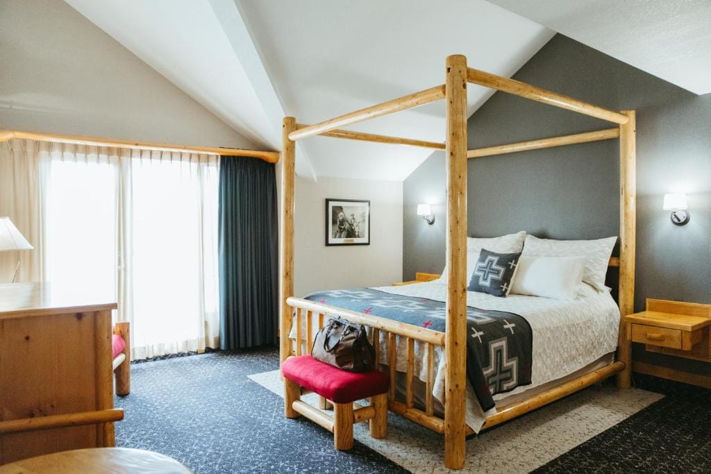 Brewster Mountain Lodge — 2