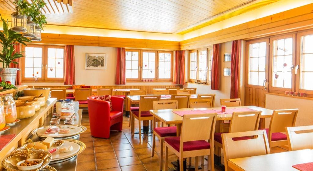 Familienhotel Garni Sporting — 3