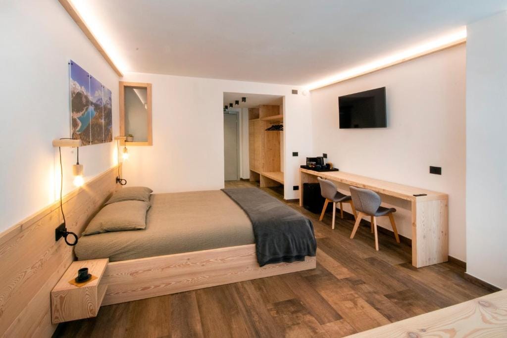BORMIO N'JOY — 5