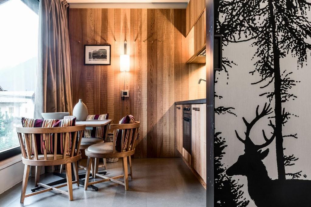 Eden Hotel — 3