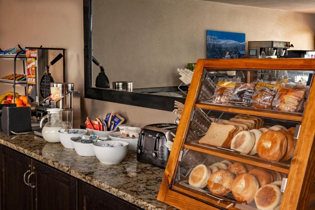 Breck Inn — 4