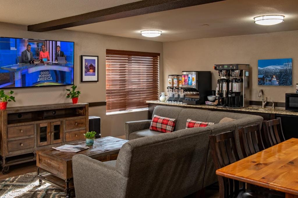 Breck Inn — 5