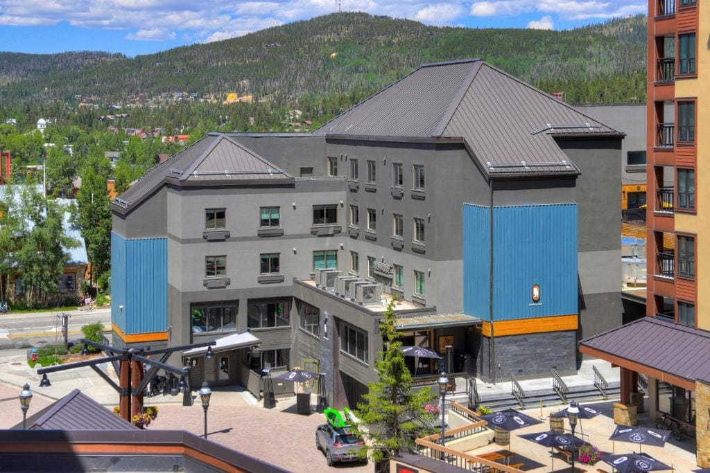 Gravity Haus Breckenridge — 2