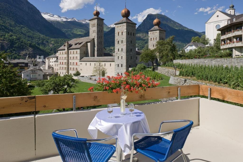 Schlosshotel - Self Check-In Hotel — 4