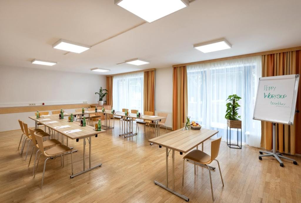 JUFA Hotel Bruck an der Mur - im Weitental — 5
