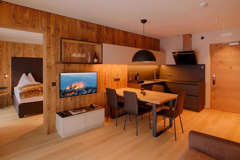 K1 Mountain Chalet - Luxury Apartements — 5