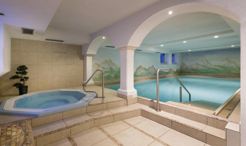 Hotel Bergland — 3