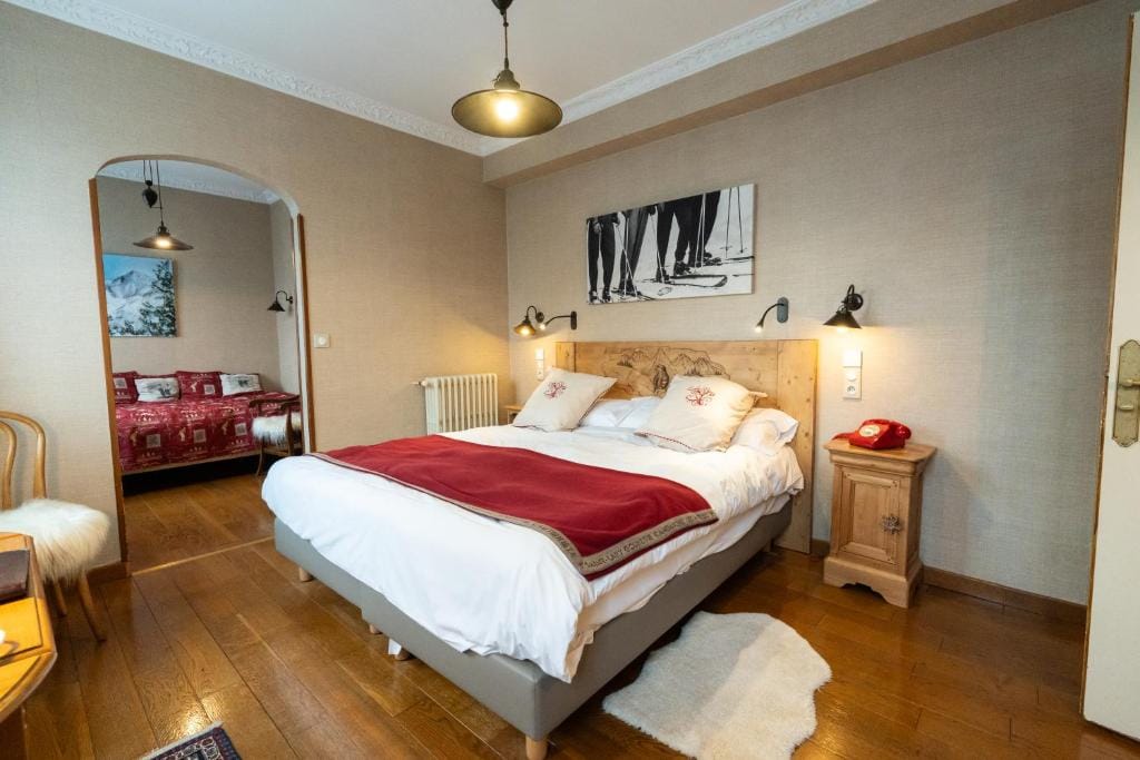 Hôtel du Lion d'Or — 2
