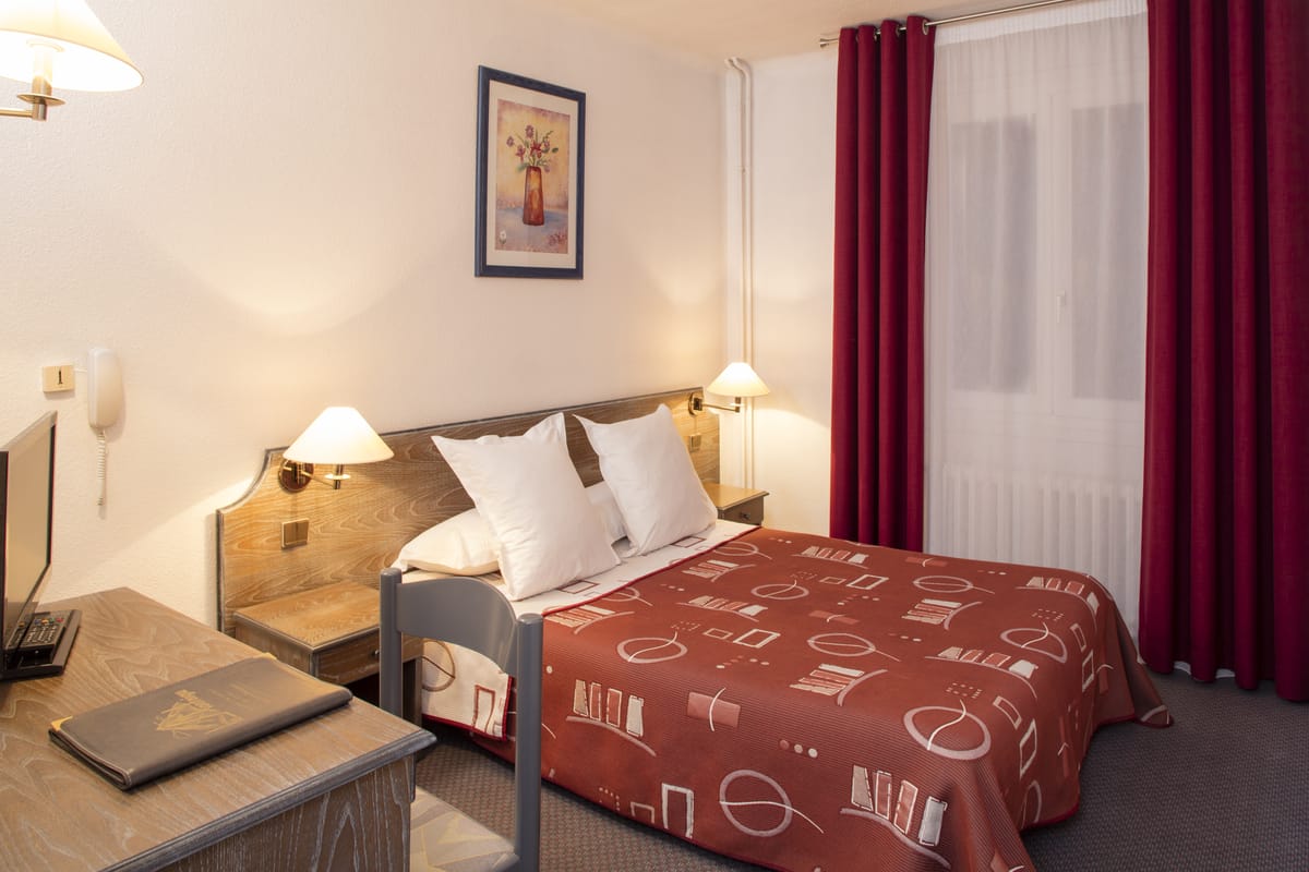 Hôtel Le Montaigu — 4