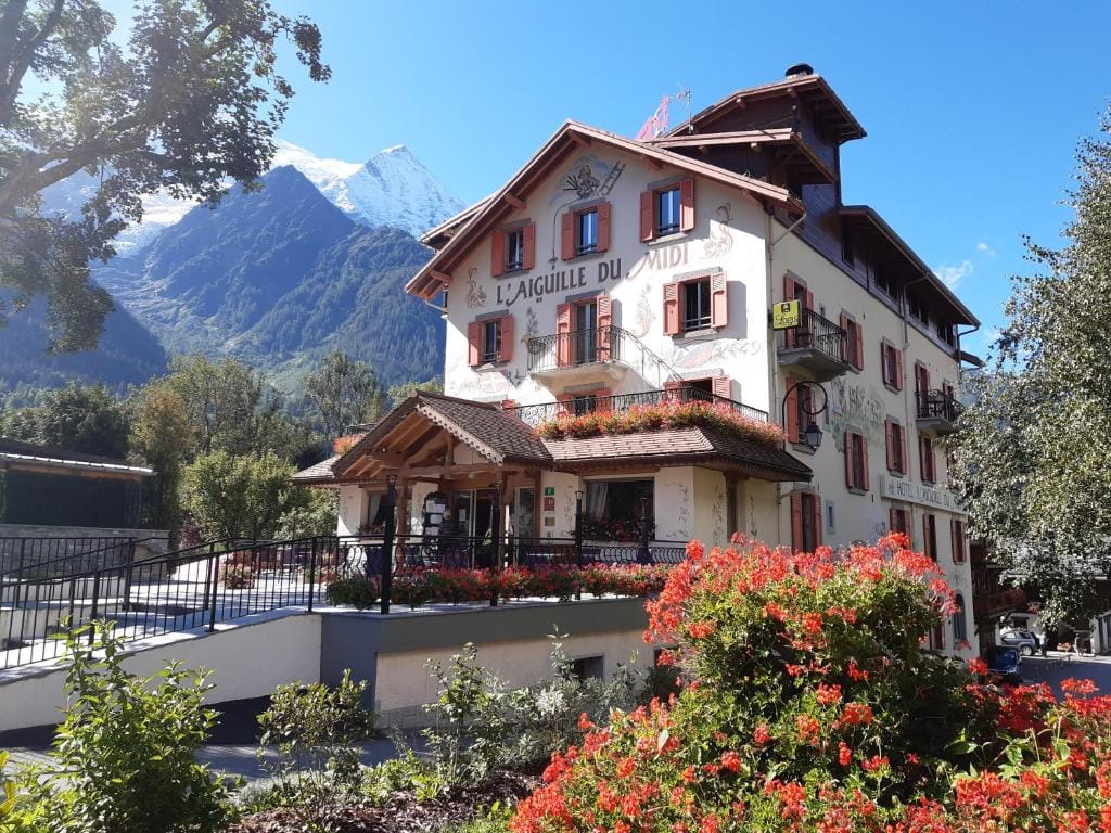 Aiguille du Midi - Hôtel & Restaurant — 5