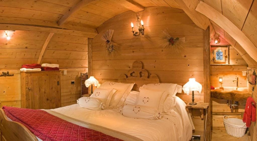 Hôtel Les Chalets de Philippe avec Jacuzzis Privatifs — 5