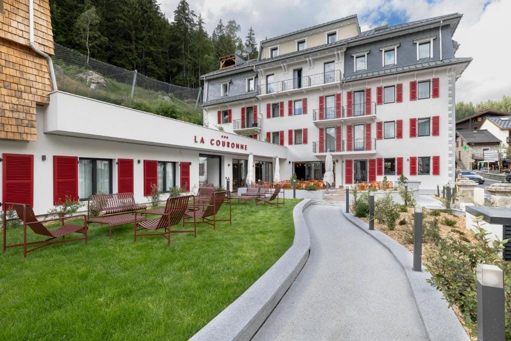 Hôtel Restaurant la Couronne — 1
