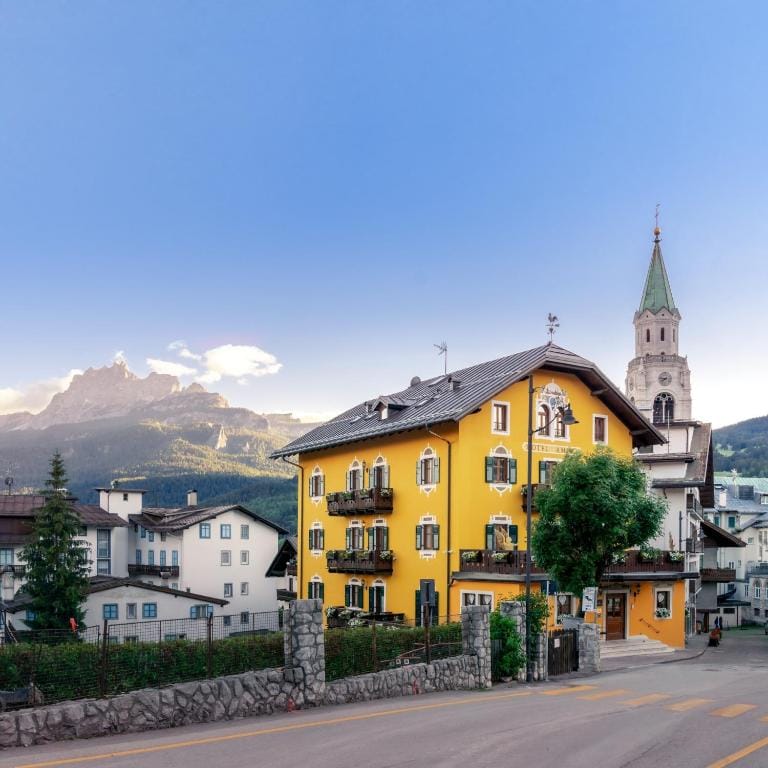 Ambra Cortina Luxury&Fashion Hotel — 2