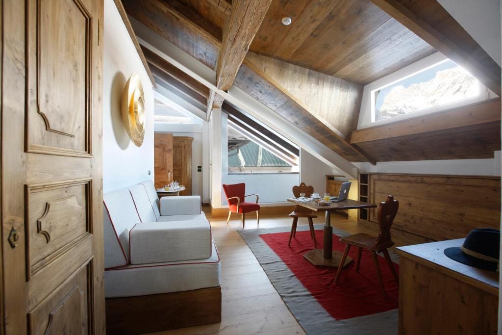 Hotel Cortina — 4