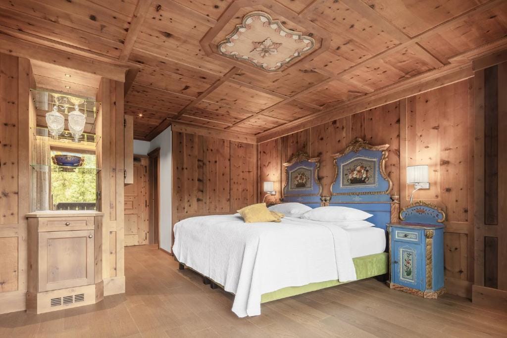Hotel La Perla: The Leading Hotels of the World — 2