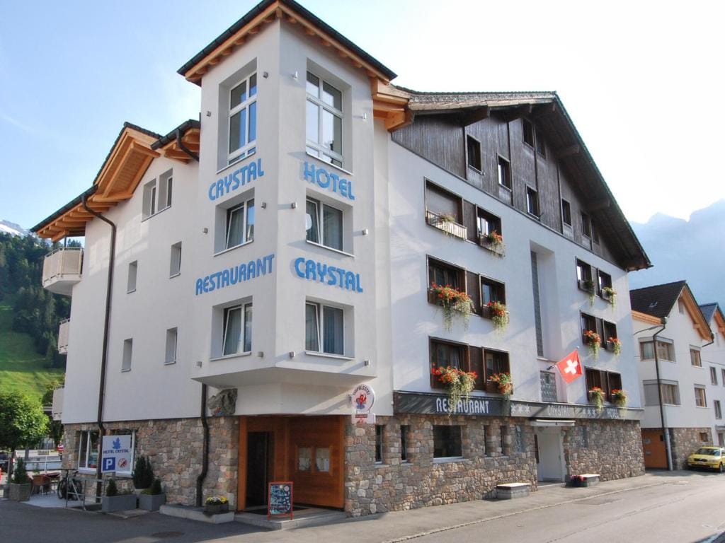 Hotel Crystal
