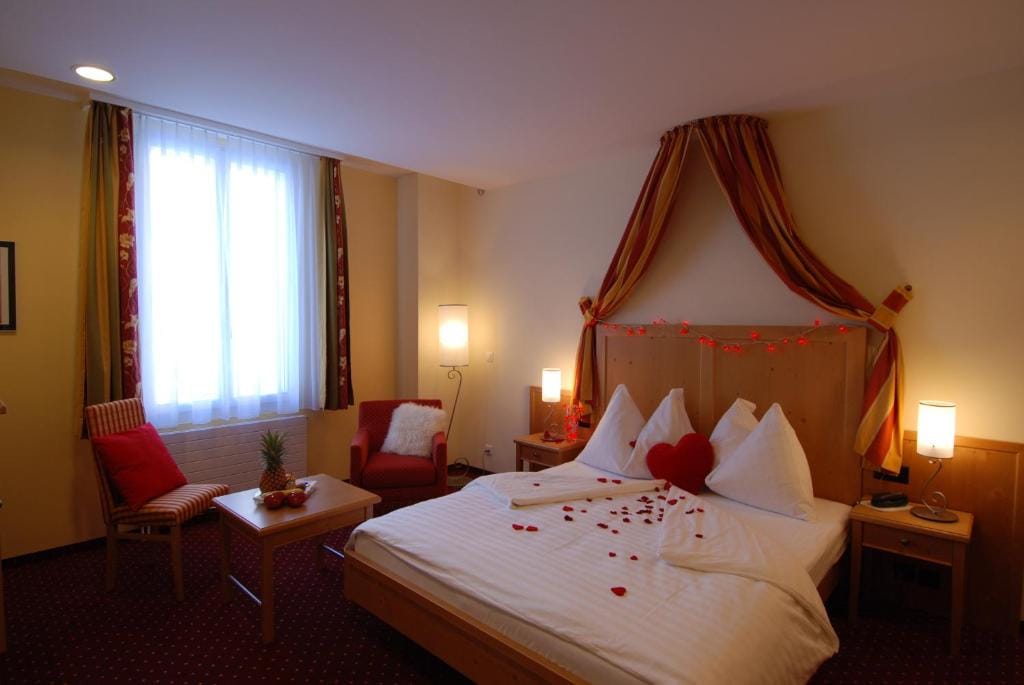 Hotel Schweizerhof — 2