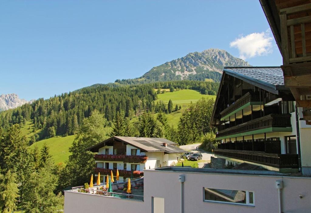 Hotel Alpenkrone — 1