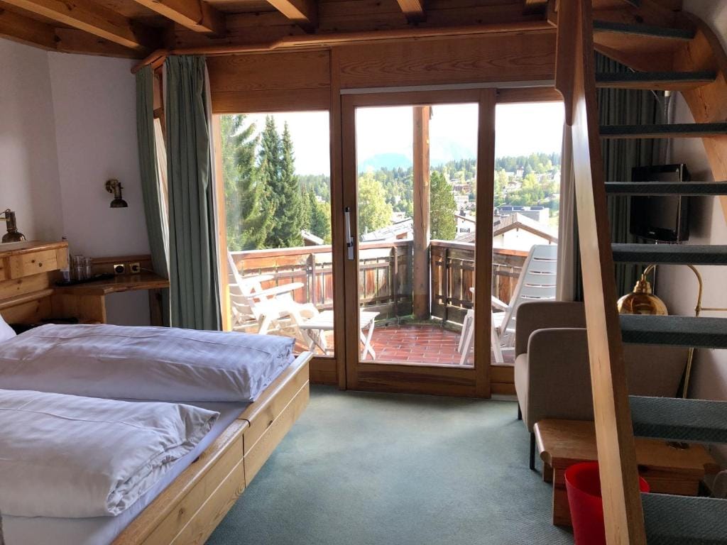 Arena Guesthouse — 2