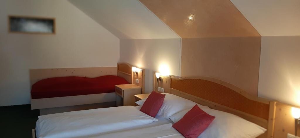 Landhotel-Restaurant Willingshofer — 2