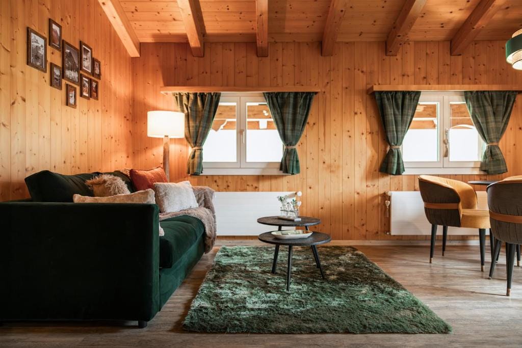 The Glen - GRINDELHOMES — 5