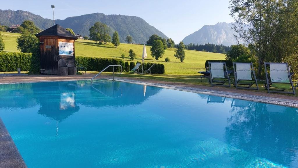 Landhotel Häuserl im Wald — 4