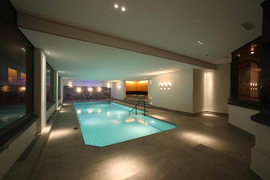 Bernerhof Swiss Quality Hotel Gstaad — 3