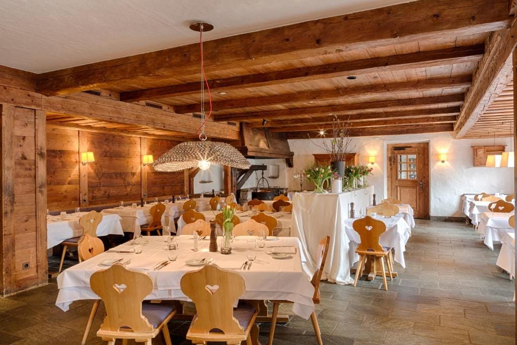 Bernerhof Swiss Quality Hotel Gstaad — 4