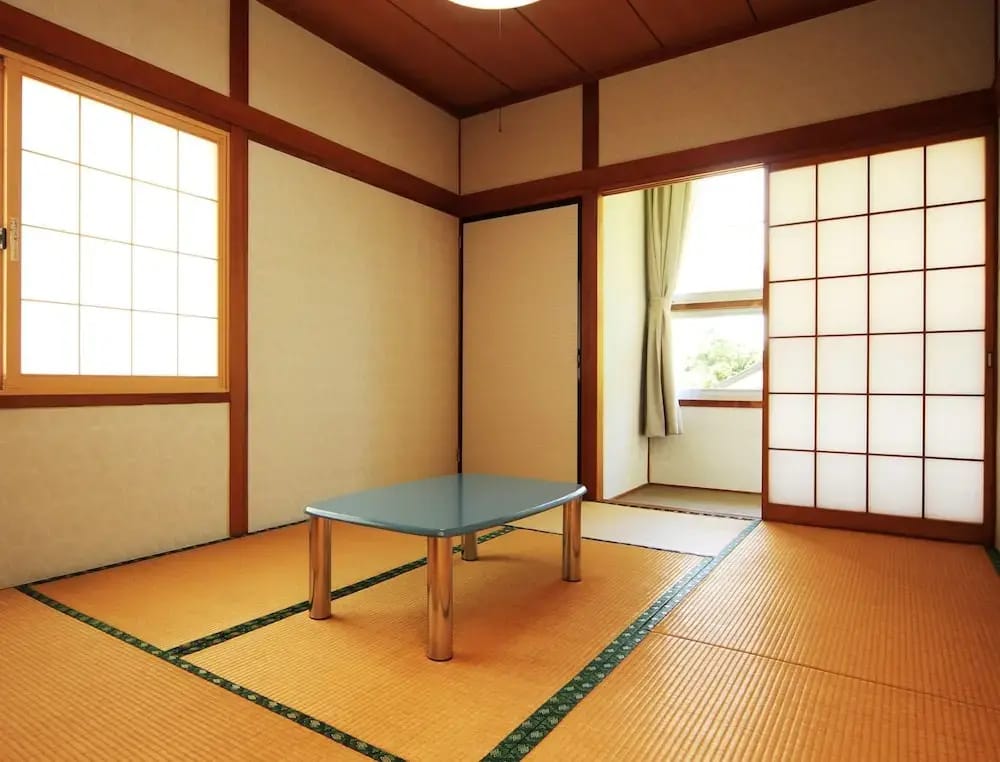 Pals Inn Raicho — 2