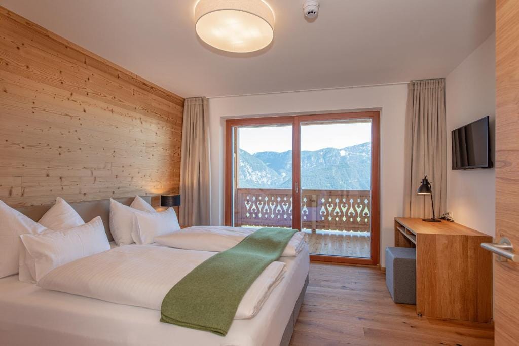 Skylodge Alpine Homes — 5