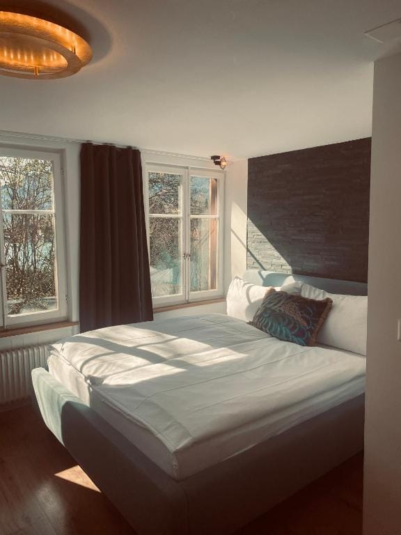 Boutique Hotel Bellevue B&B am Brienzersee Iseltwald Interlaken — 2