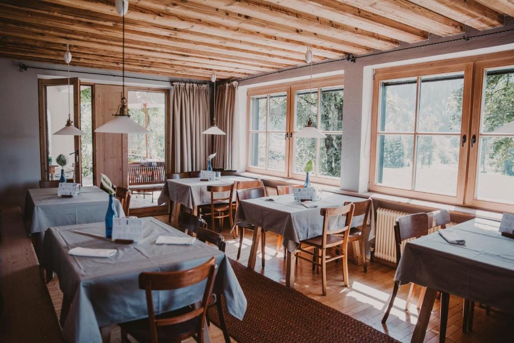 SEEBICHL Adults Only Designhotel lake - pool & dine — 5