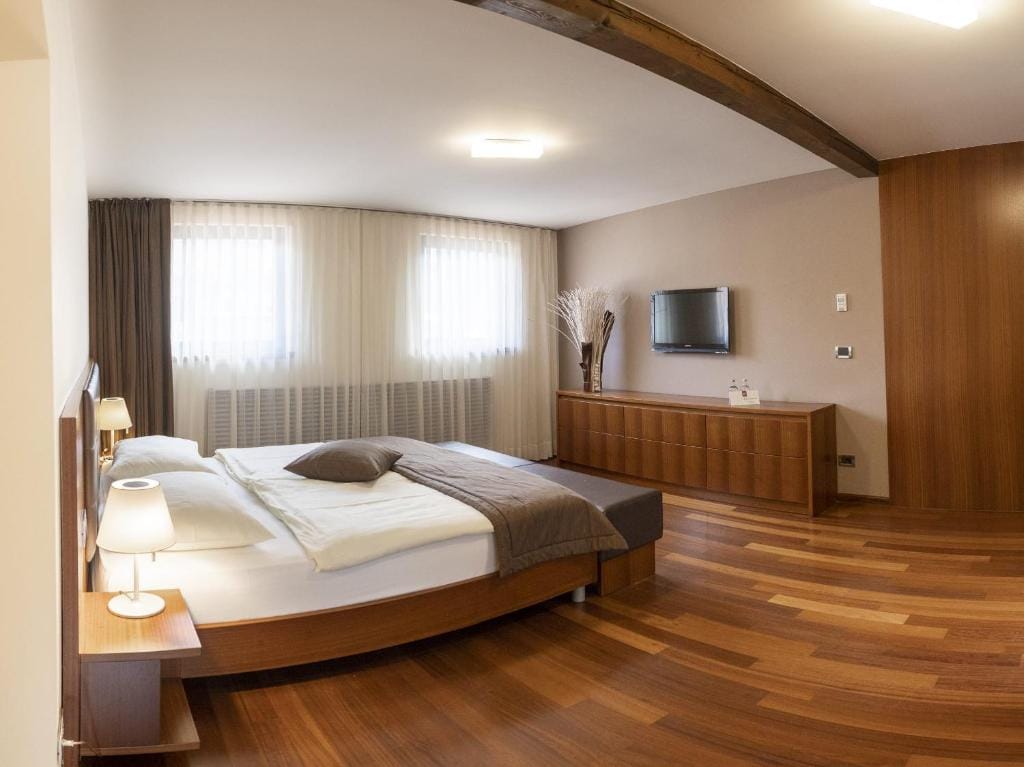 Hotel Hvala Superior - Topli Val — 2
