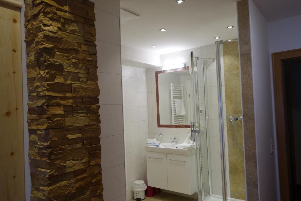 Edelsteinhotel Guniwirt — 4