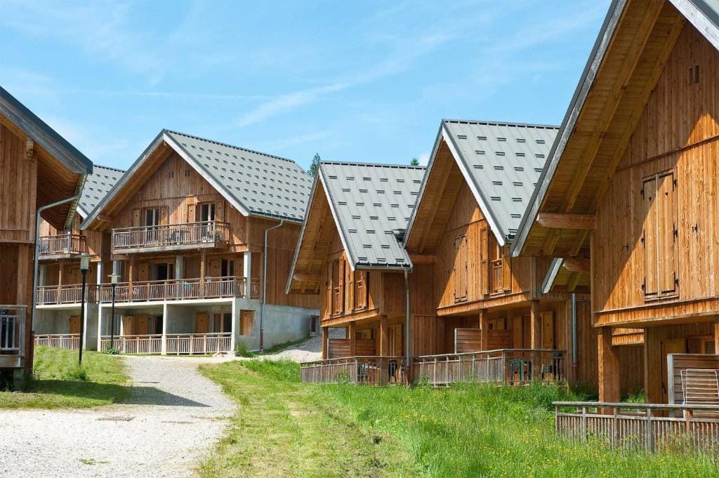 Madame Vacances Les Chalets Du Berger — 1