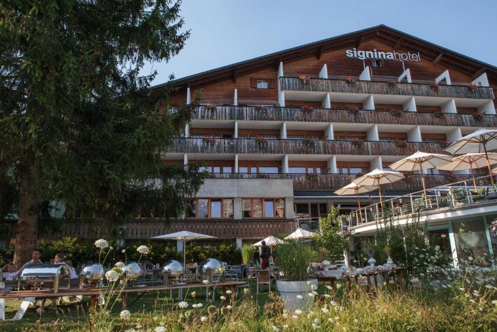 signinahotel — 3