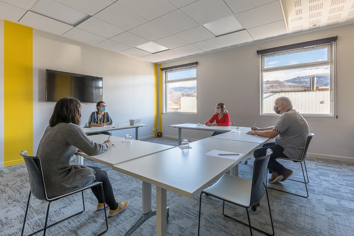 ibis Styles Crolles Grenoble A41 — 5