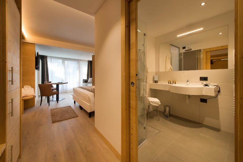 Hotel Bucaneve — 2