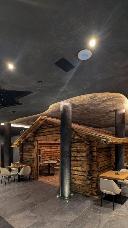 Mohe Boutique Hotel — 5