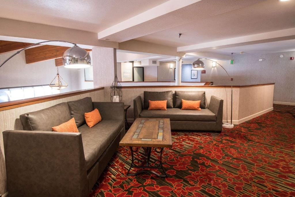Empeiria High Sierra Hotel — 5