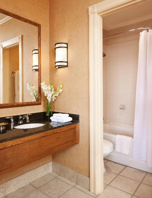 Mammoth Mountain Inn — 3