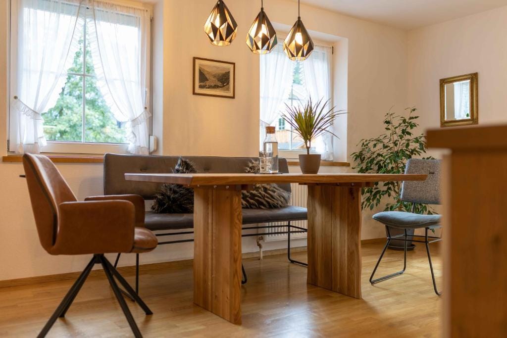 Apart Matthias — 3