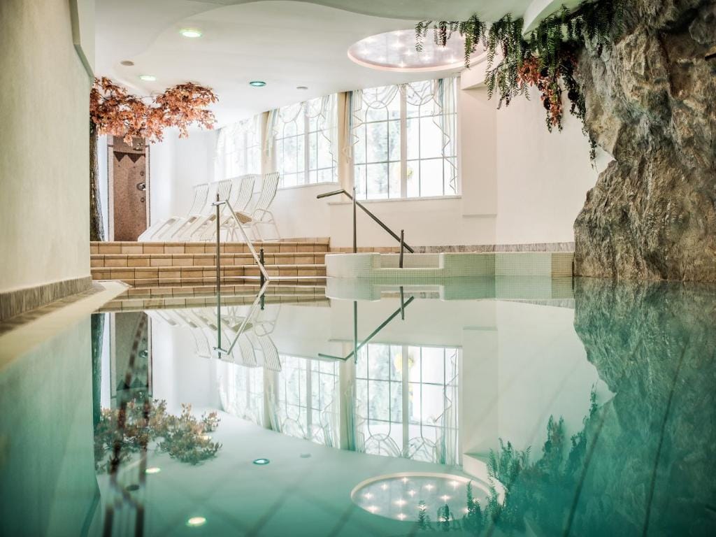 Hotel Alpenjuwel — 3