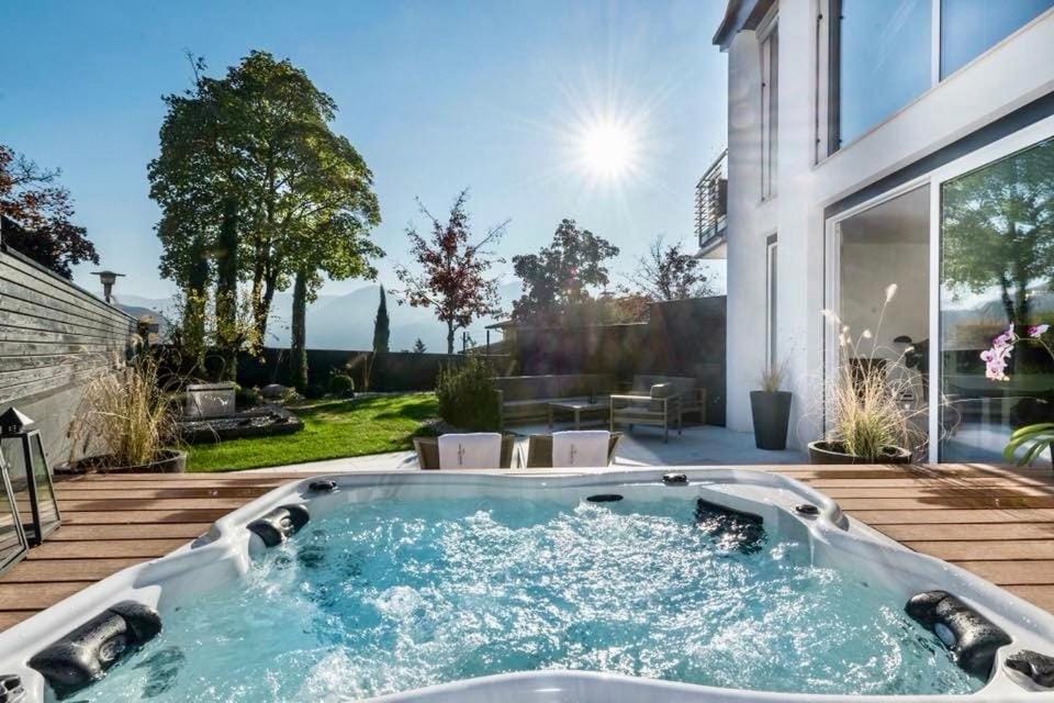 Merangardenvilla adults only — 5